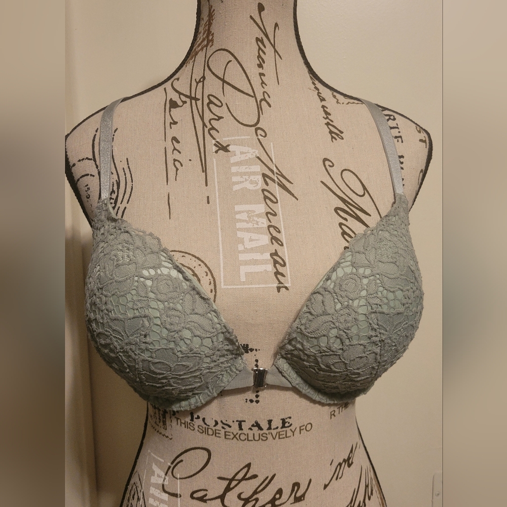 Victoria's Secret Very‎ Sexy Push Up Bra